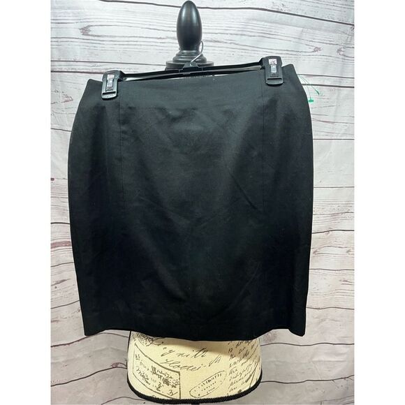 Banana Republic Petite Black Pencil Skirt Career Office Interview Work 2P - Picture 1 of 4